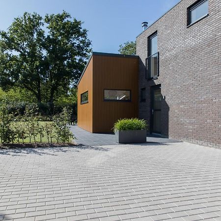 Vakantiehuis Eikzicht Gelegen Aan Het Bos Elsloo  ภายนอก รูปภาพ