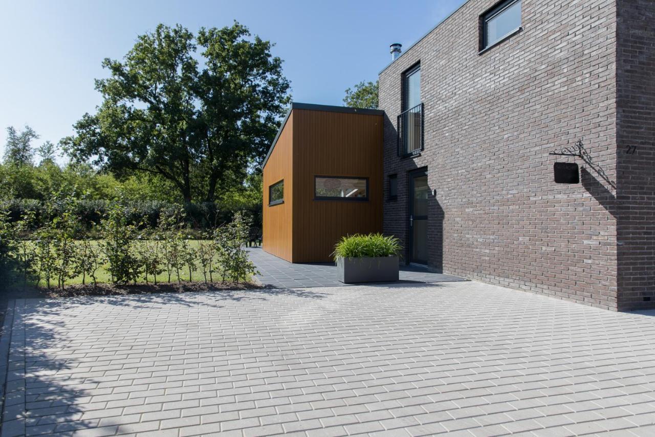 Vakantiehuis Eikzicht Gelegen Aan Het Bos Elsloo  ภายนอก รูปภาพ